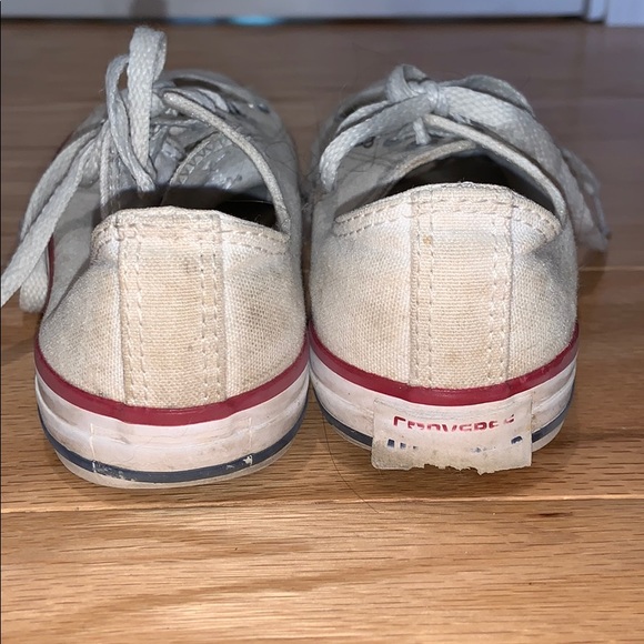 White converse - Picture 4 of 5